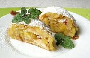 Яблочный штрудель без возни с тестом