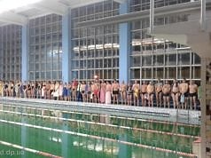 В Каменском начал работать бассейн