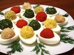 Праздничные фаршированные яйца