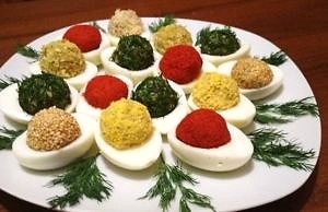 Праздничные фаршированные яйца