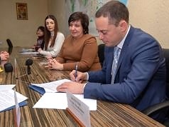 В Каменском подписан Меморандум о сотрудничестве в сфере преодоления эпидемии ВИЧ/СПИДа