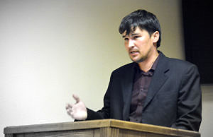 Глава Елизаветовки Максим Голосной подал заявление об отставке