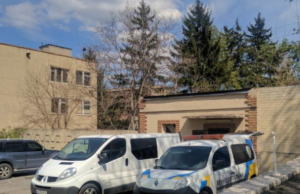 Каменской «Авторемзавод» арестовали за долги