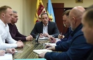 Мэр Каменского поручил проверить исправность всех автобусов