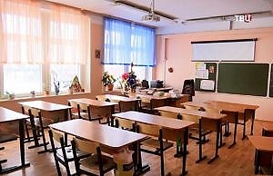 С 15 октября школьников планируют отправить на каникулы, а студентов — перевести на дистанционное обучение