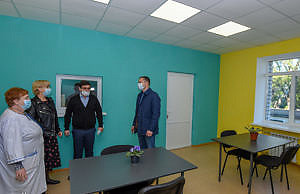 После капремонта в Каменском открыли инфекционное отделение детской городской больницы