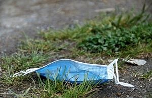 За отсутствие или неправильное ношение маски теперь будут штрафовать