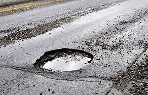 Асфальтирование дорог «партнером» власти стало проклятием для водителей