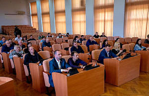 Что происходило на внеочередной сессии горсовета в Каменском