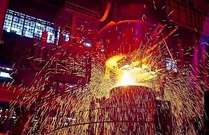 Крупнейший завод Каменского частично приостанавливает работу