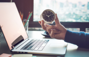 В Украине могут увеличить рабочую неделю до 60 часов