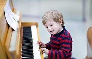 Сколько стоит обучение детей в школе искусств в Каменском