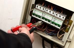 Отмена моратория: в Yasno начнут отключать должников от электричества с конца января