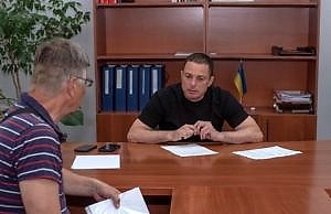 11 июня мэр Каменского провел прием граждан по личным вопросам