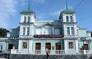 Новый театральный сезон в Каменском откроется международным фестивалем