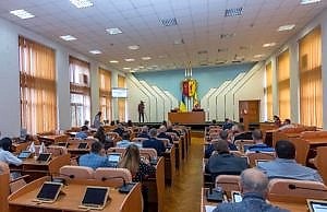 В Каменском готовятся к сессии городского совета