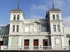 Льготные категории граждан смогут бесплатно посещать театр в Каменском