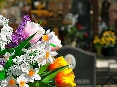 В поминальные дни в Каменском увеличат количество общественного транспорта