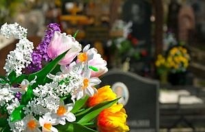 В поминальные дни в Каменском увеличат количество общественного транспорта