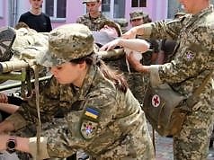 В Минобороны пояснили информацию о массовом снятии брони с медработников