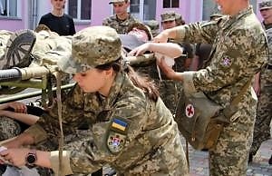 В Минобороны пояснили информацию о массовом снятии брони с медработников