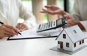 Украинцы должны перерегистрировать права собственности на недвижимость