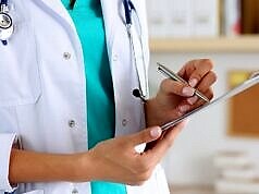 Украинцы смогут пройти медосмотр за счет государства