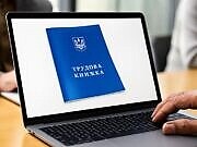 До 10 июня нужно оцифровать трудовые книжки — почему это важно